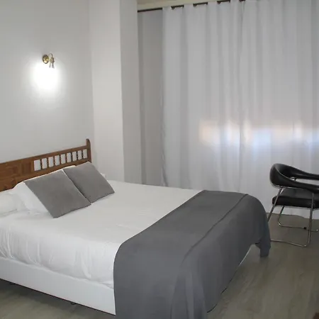 马尔克斯德桑蒂拉纳酒店 3* 托雷拉韦加