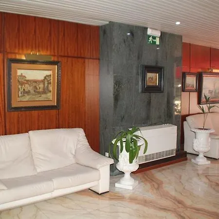 Hotel Marques De Santillana