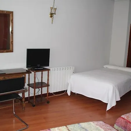 Marqués De Santillana Hotel