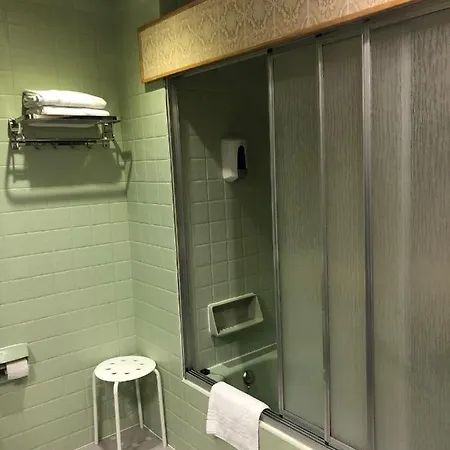 马尔克斯德桑蒂拉纳酒店 酒店