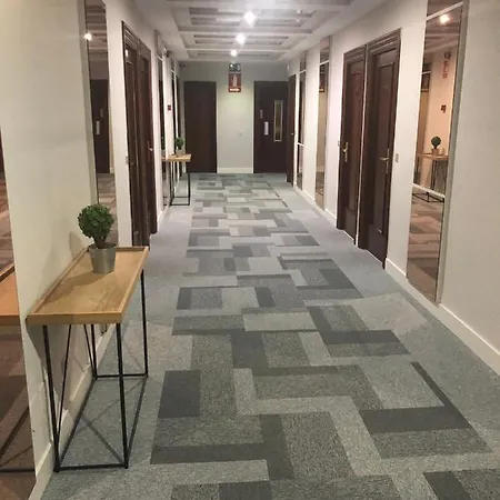 酒店 马尔克斯德桑蒂拉纳酒店