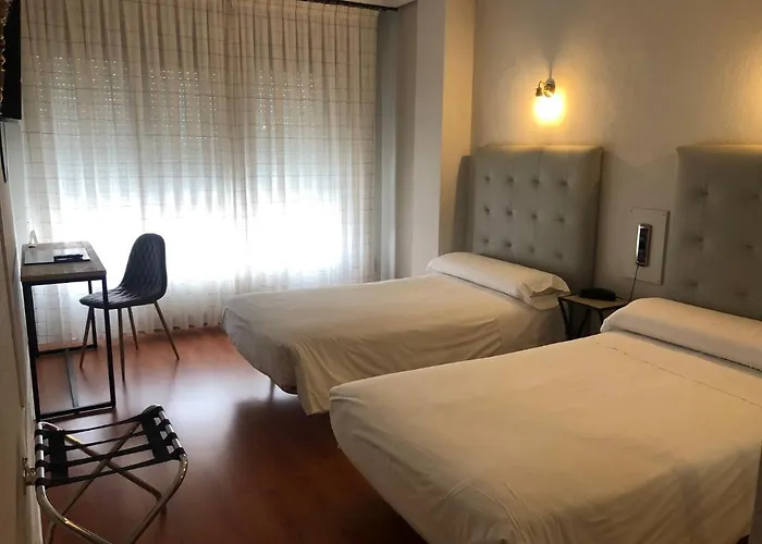 Marques De Santillana