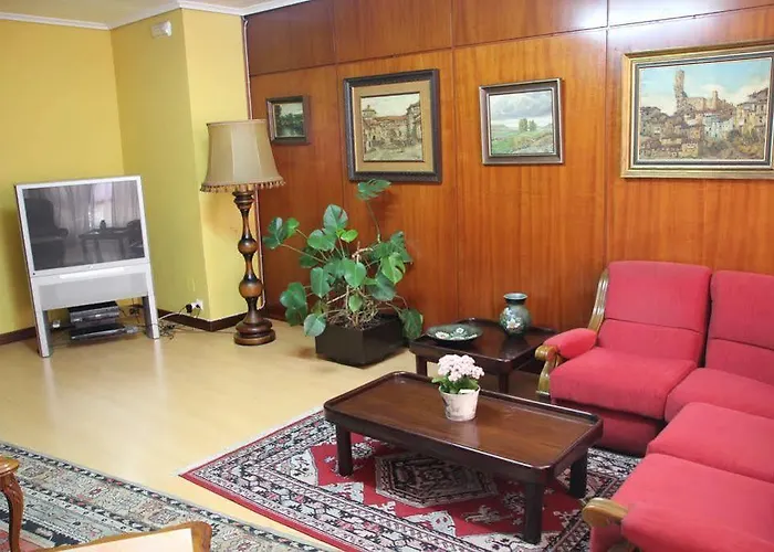 Marques De Santillana 3*