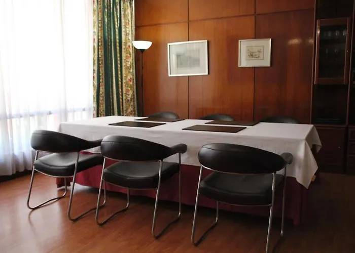 Marques De Santillana 3*