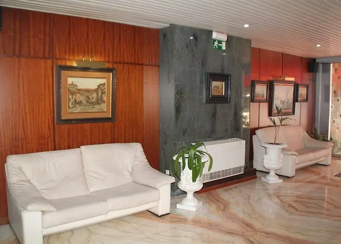 Hotel Marques De Santillana