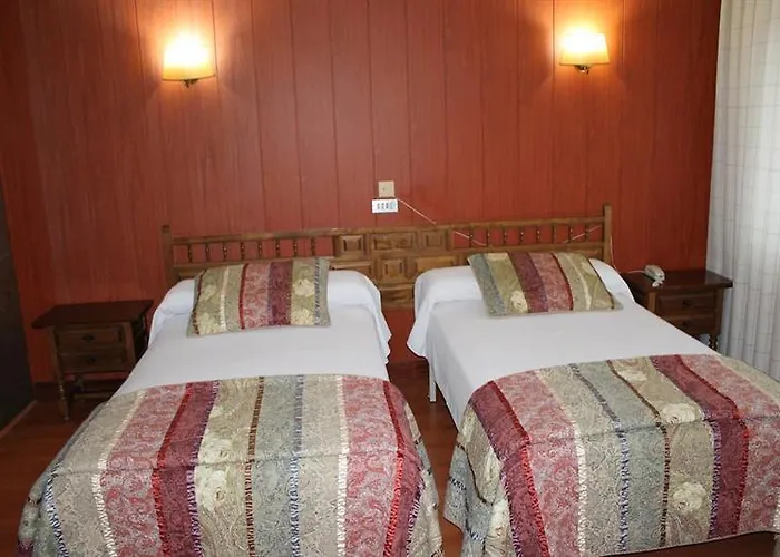 Marques De Santillana