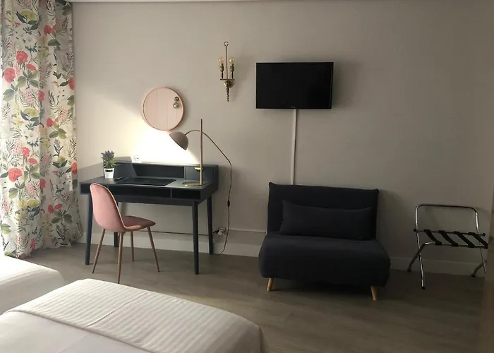 Marques De Santillana 3*