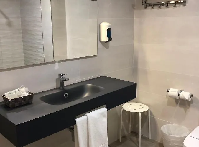 Marques De Santillana 3*