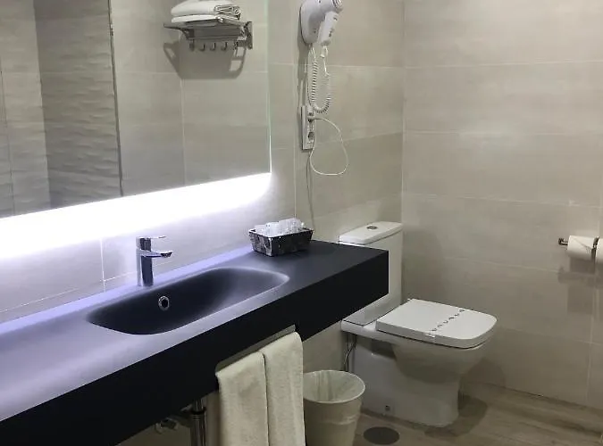 Marques De Santillana 3*